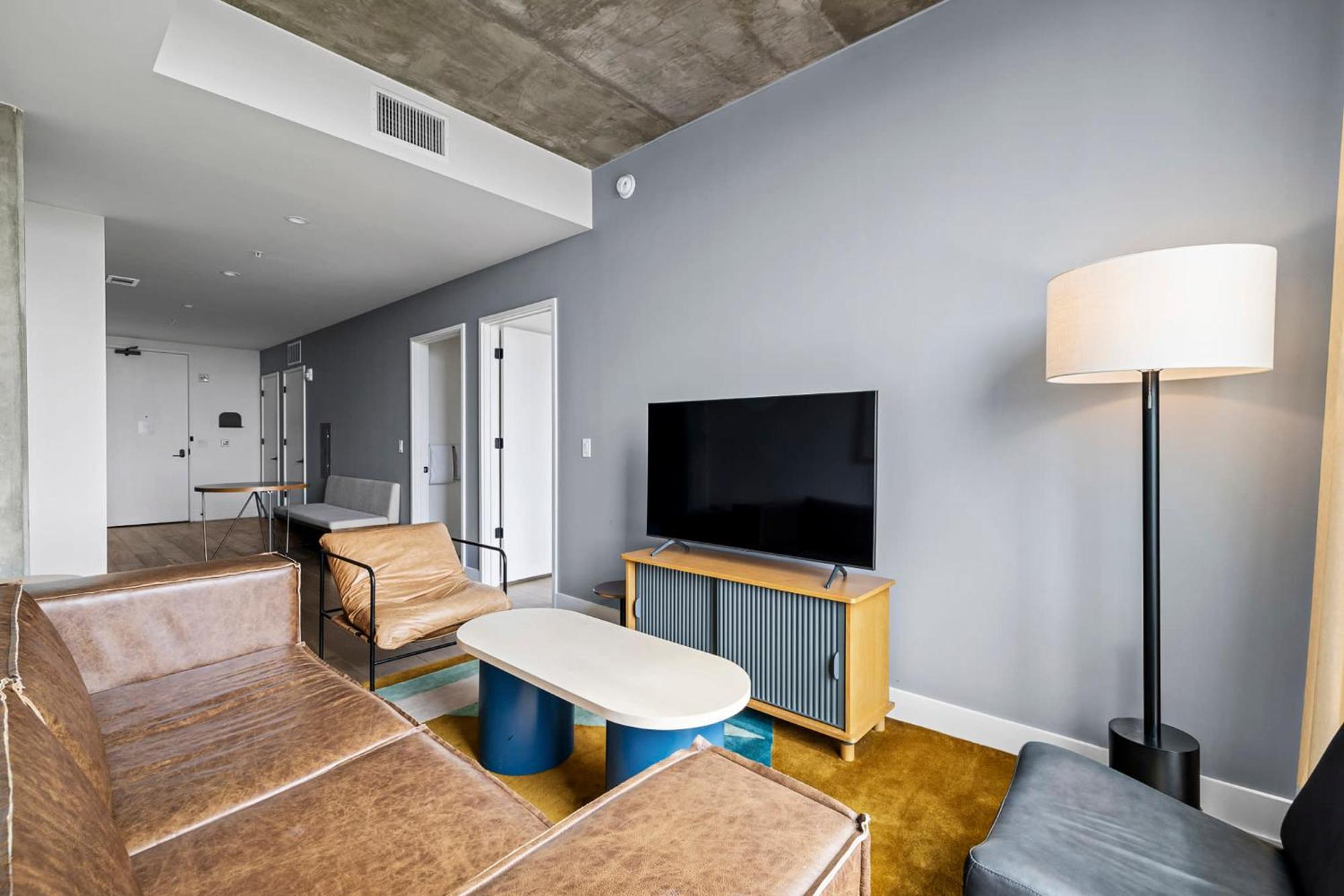 Modern 1br On Rainey St - Pool & Views * Austin
