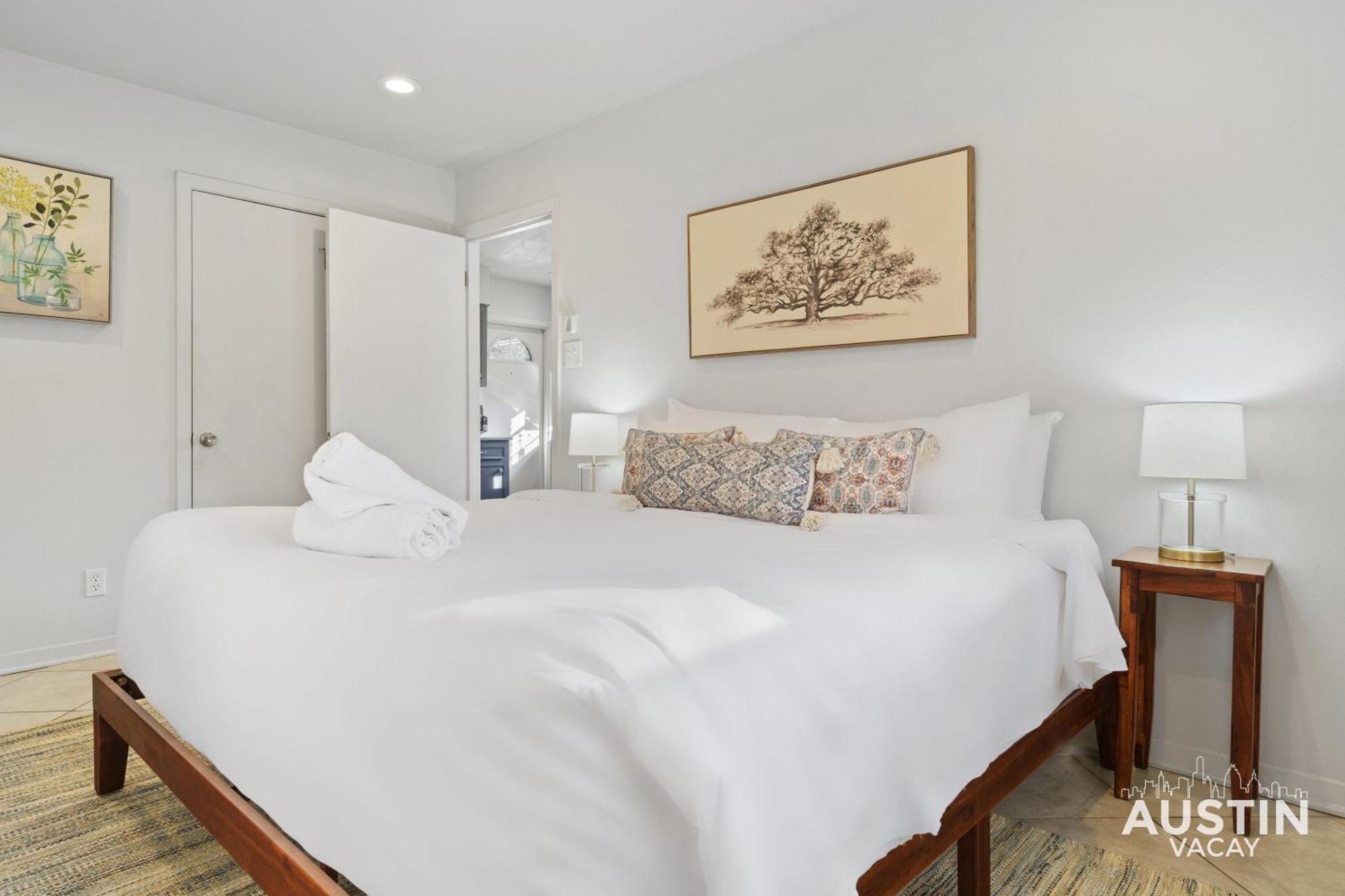 Near Barton Springs And Dt Atx Cozy And Affordable Holiday home