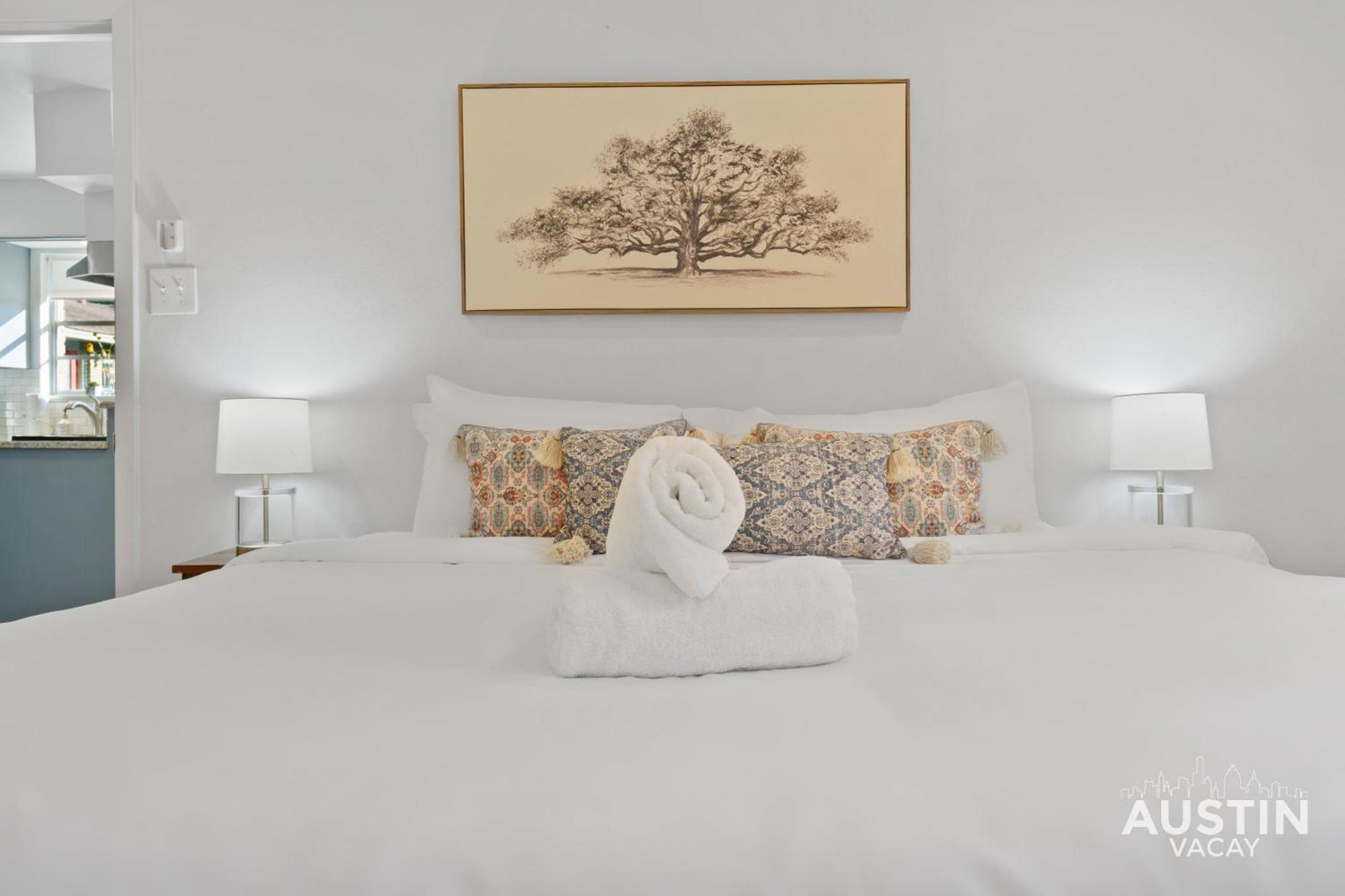 Near Barton Springs And Dt Atx Cozy And Affordable