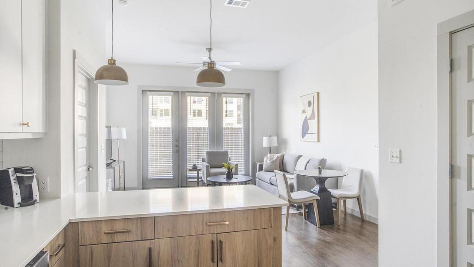 Landing At The Haywood - 1 Bedroom In Slaughter Creek Apartment