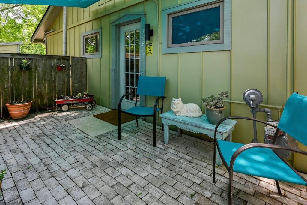 5br Double Unit On Creek - Large Yard - Sleeps 12