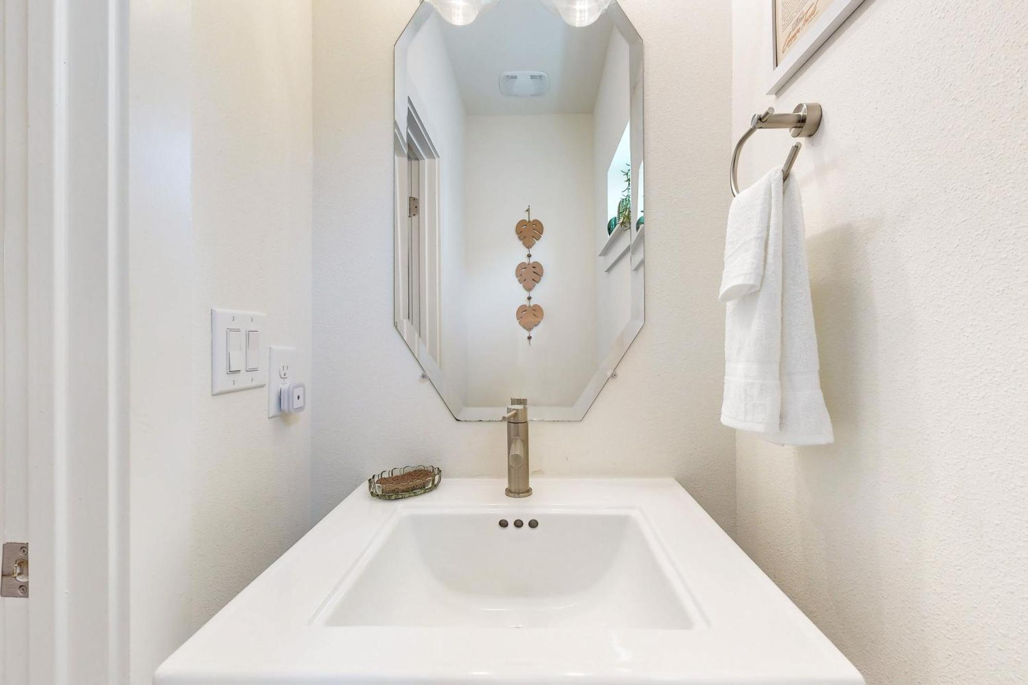 East Nest Holiday home Austin