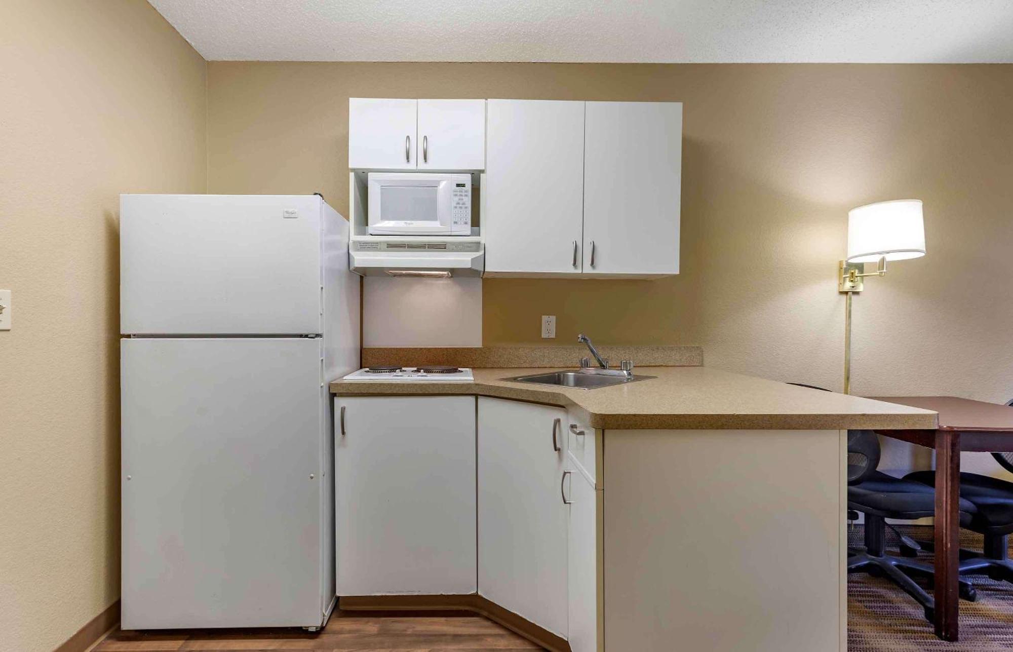 Hotel Extended America - - Northwest Arboretum 2*