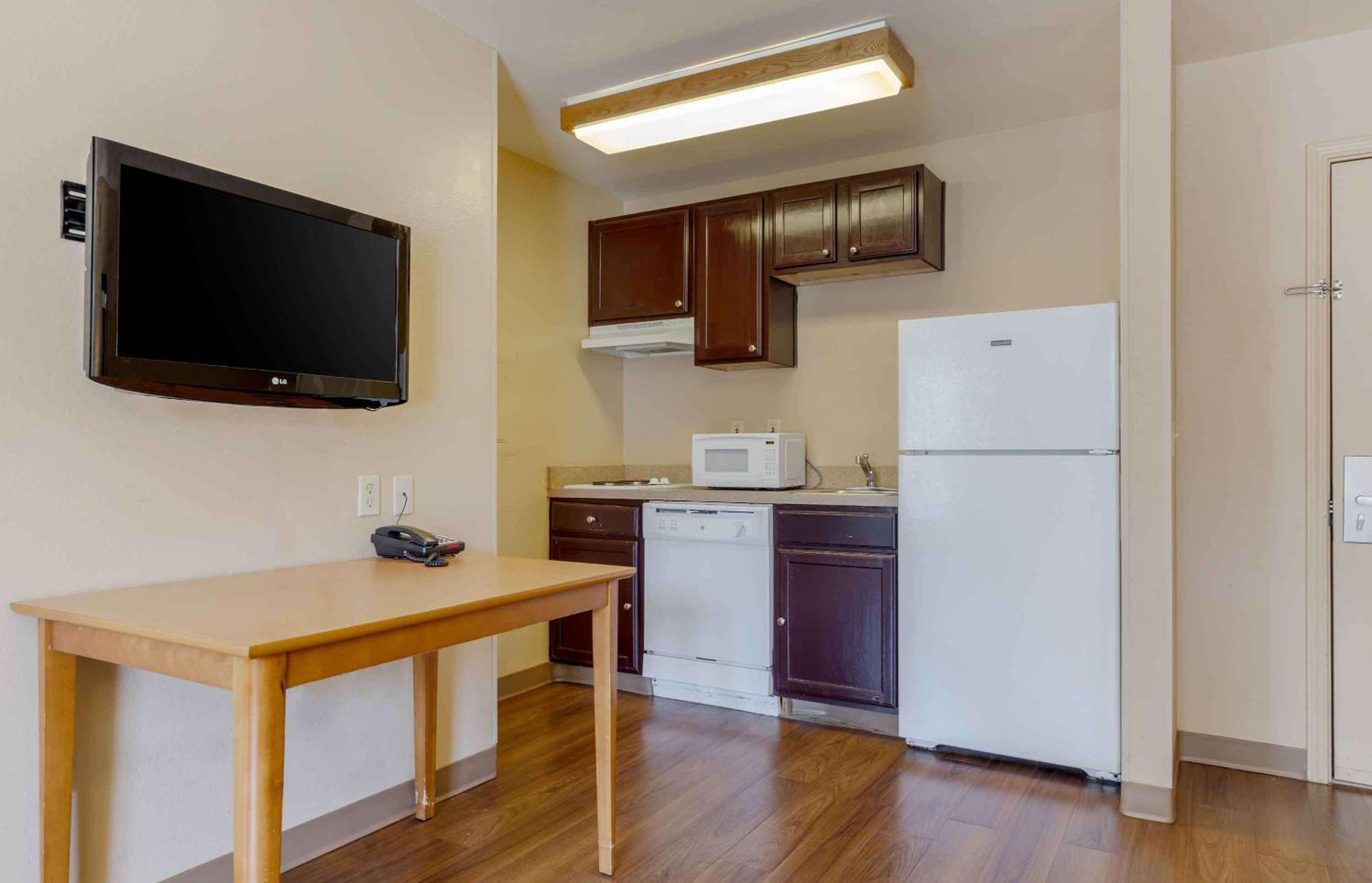 Extended America - - North Austin