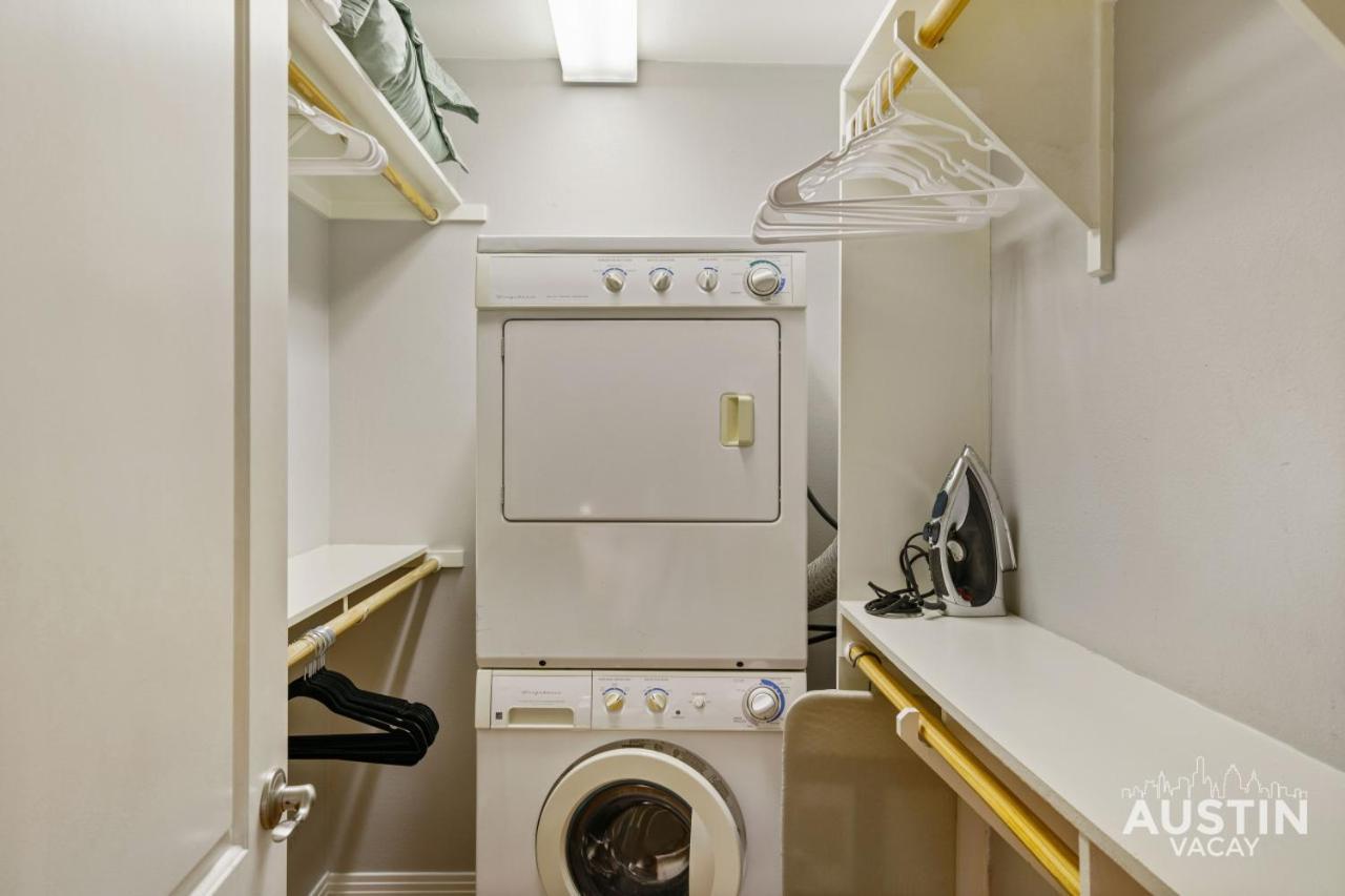 Pet Friendly W Pool Minutes From Zilker Park In Apartment