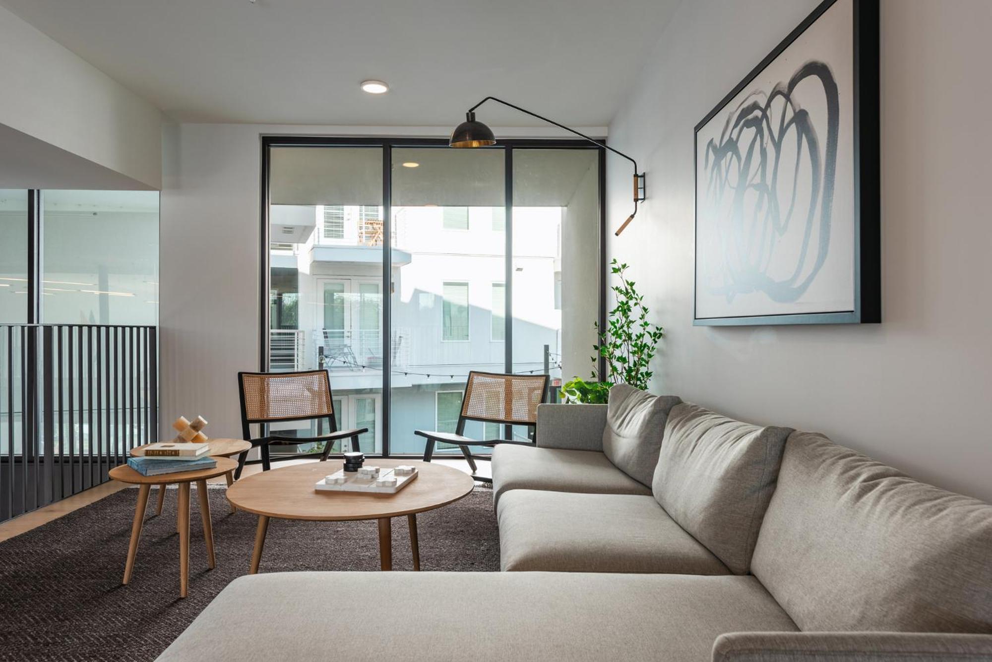 Luxury Loft Style Apartment Austin
