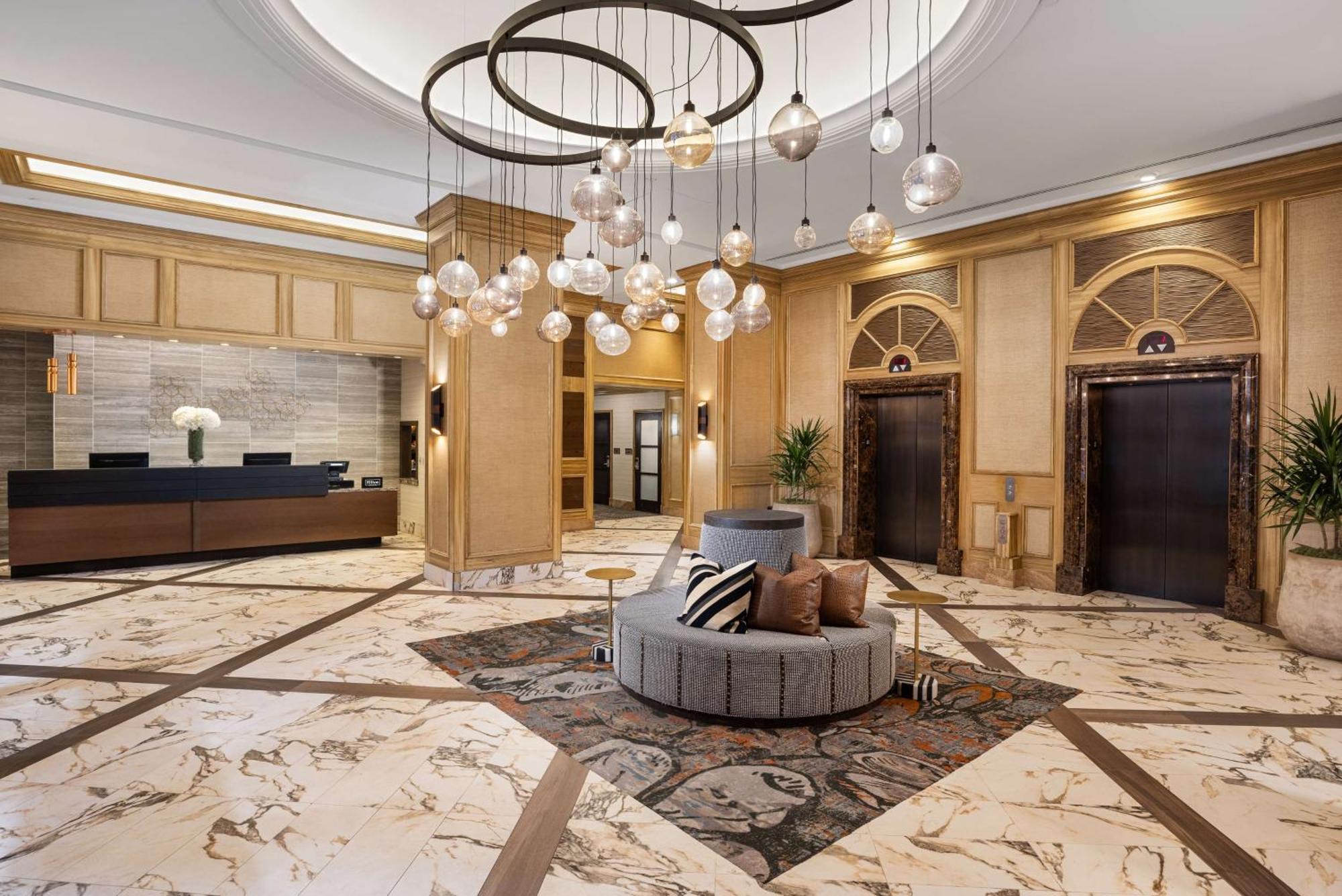 Doubletree By Hilton Downtown Capitol 4*