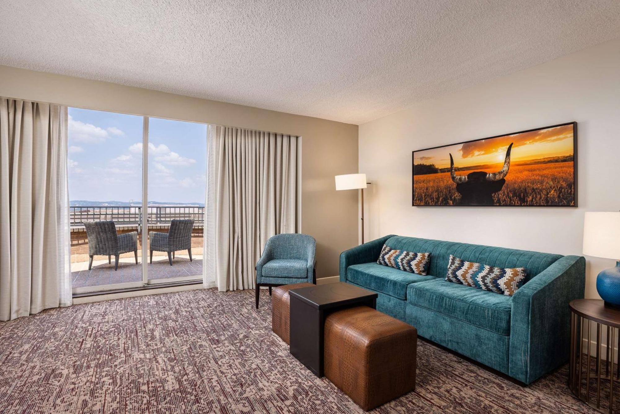 Doubletree By Hilton Downtown Capitol Austin