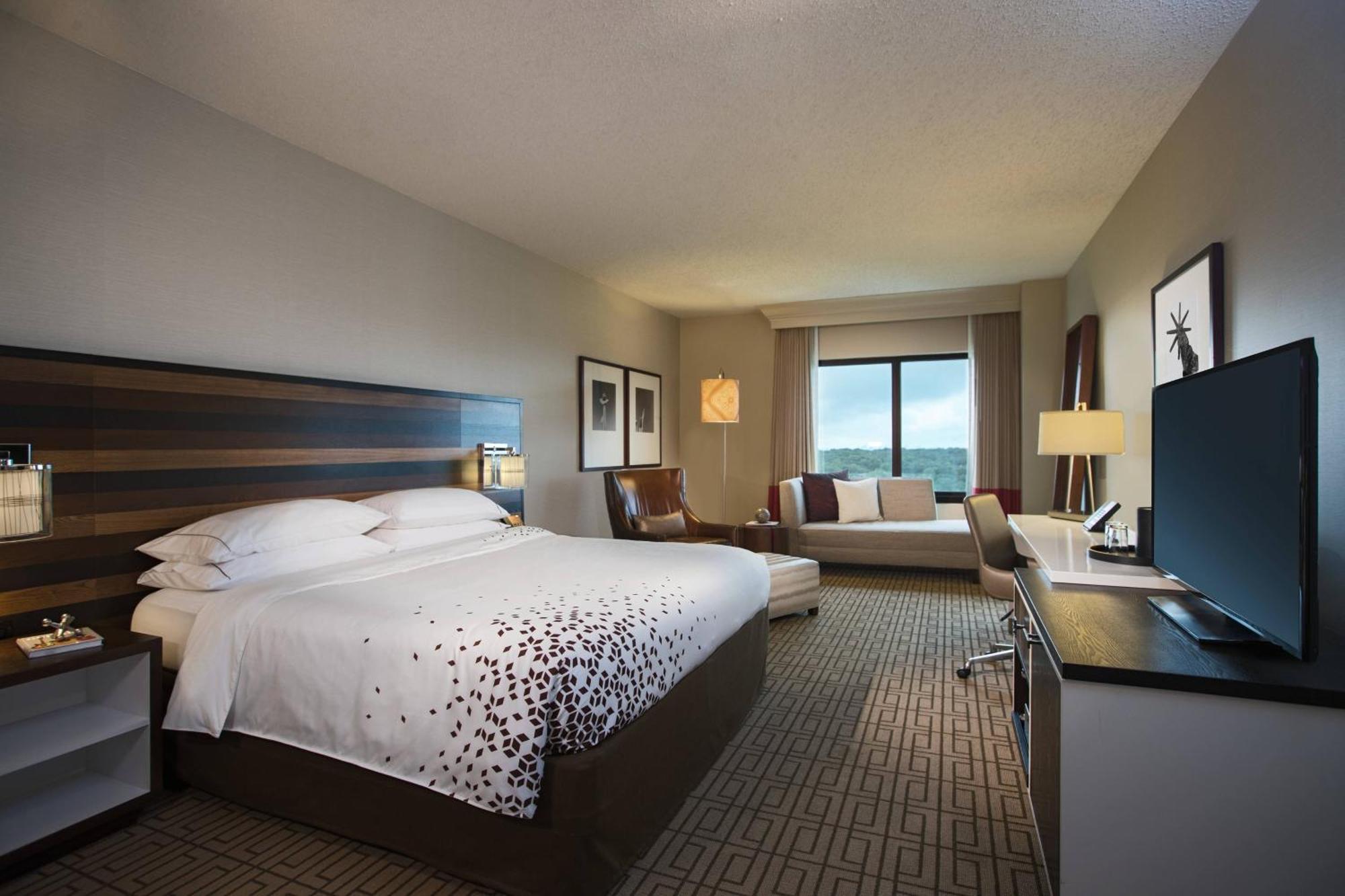 Renaissance Hotel Austin