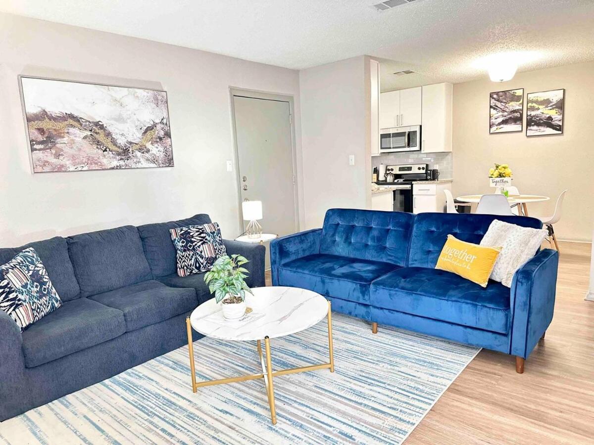 Apartment Comfy 1br In Sola 5 Minutes To Downtown With Free Parking *