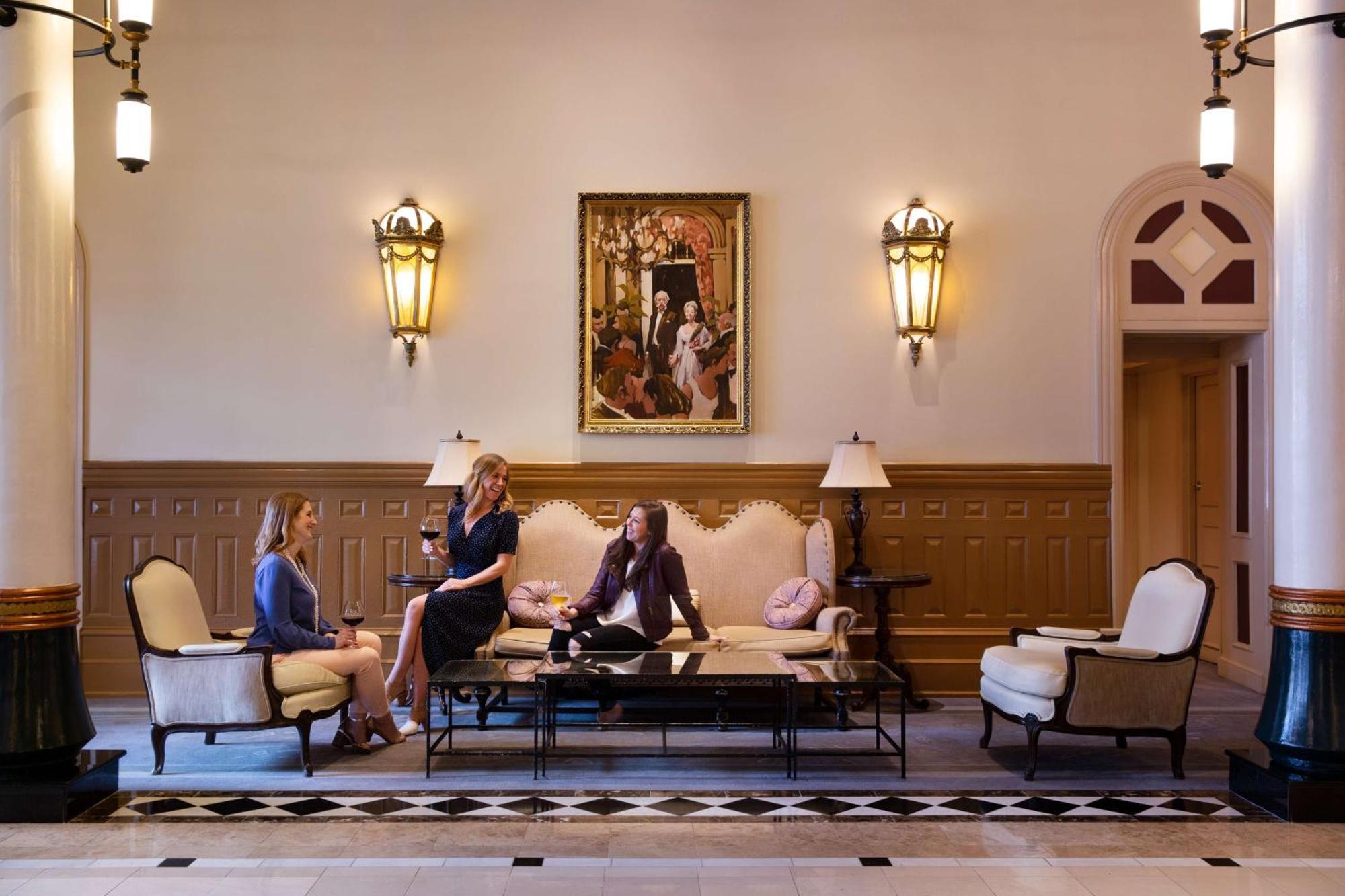 The Driskill 5*