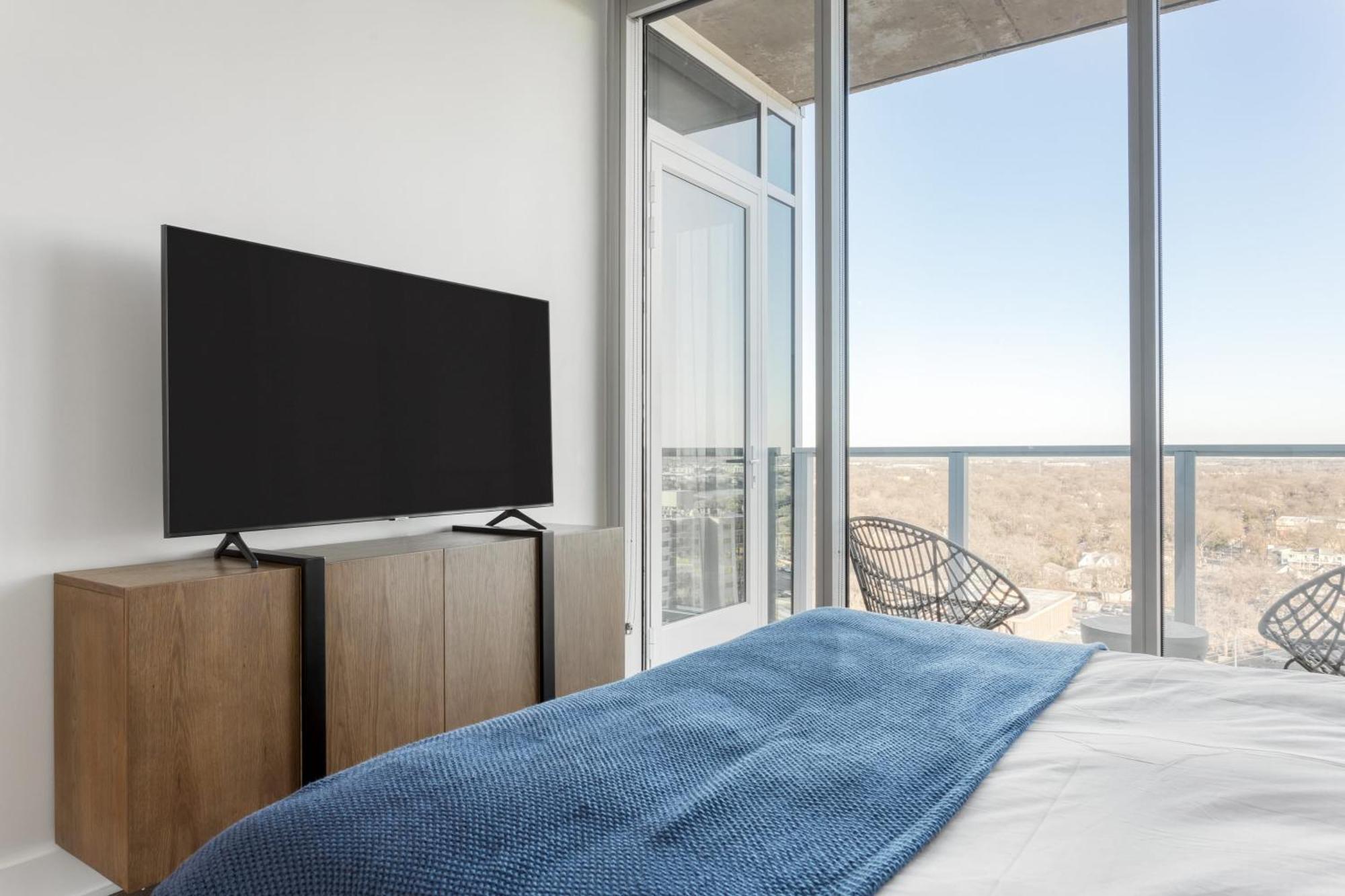 Holiday home Sleeps 40 12 In New High Rise W Rooftop Pool Gym Yoga
