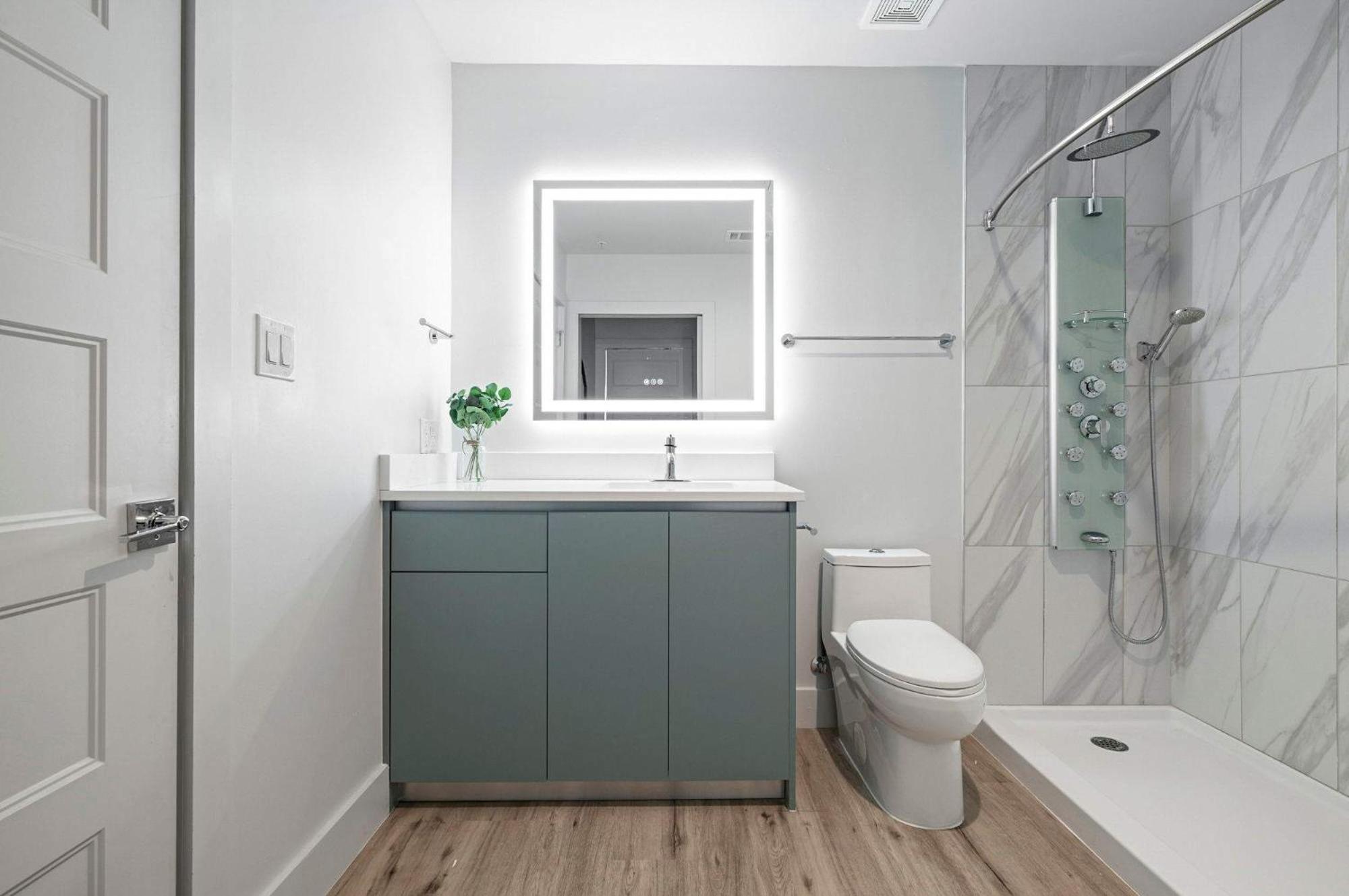 Modern & Newly Renovated 1br Flat West Congress * Austin