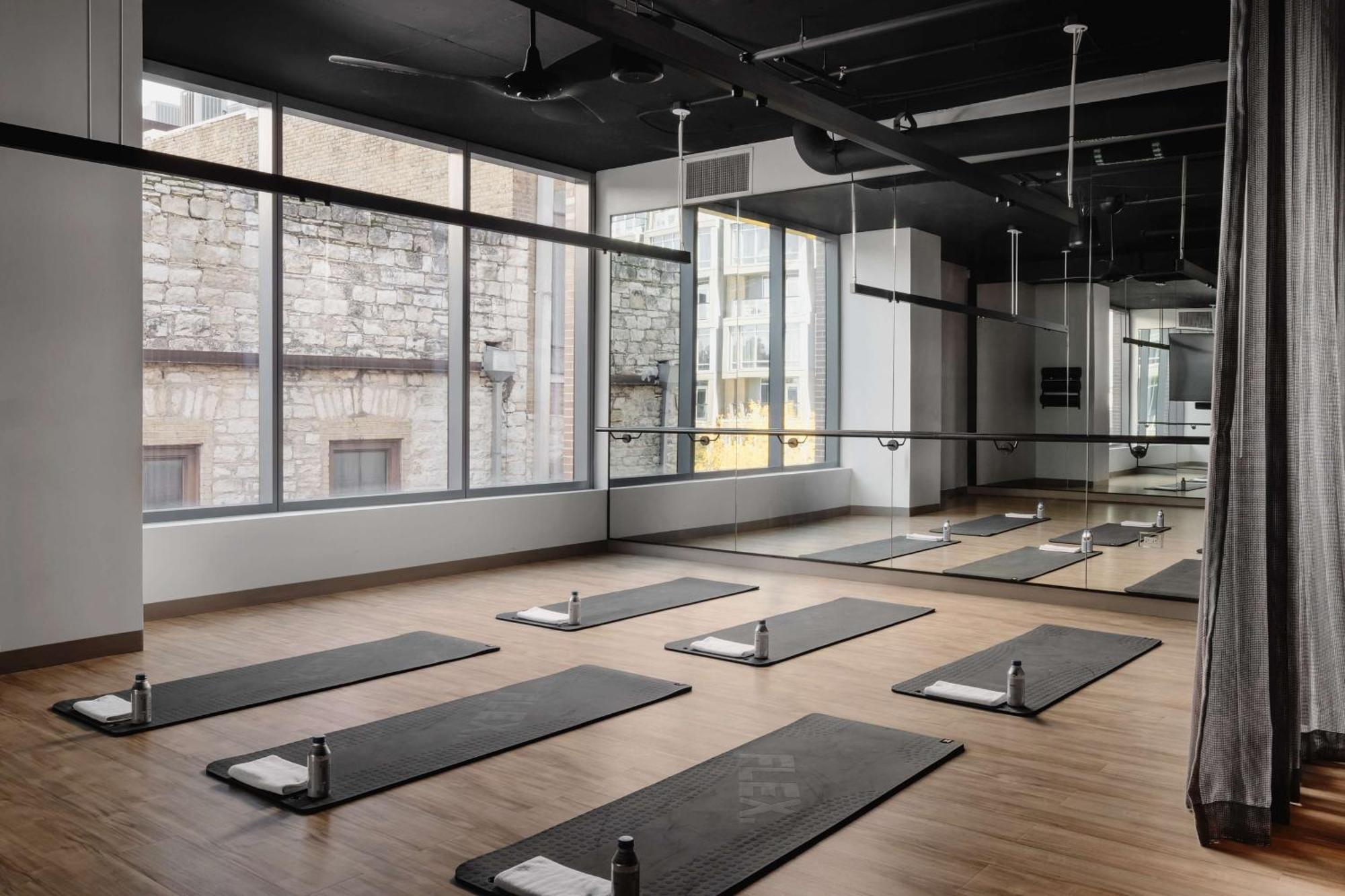 Thompson Austin, By Hyatt 4* Austin