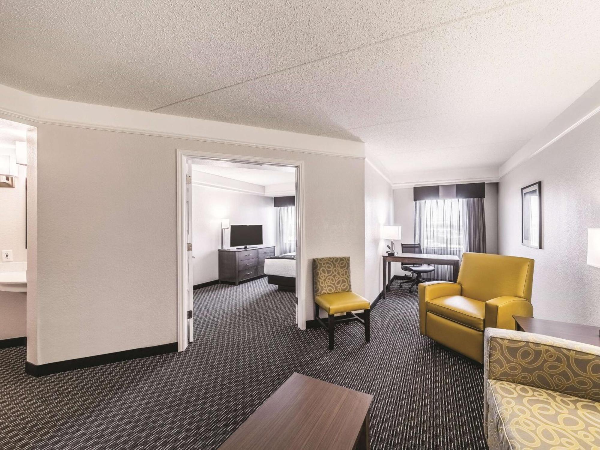 Hotel La Quinta By Wyndham Airport Austin
