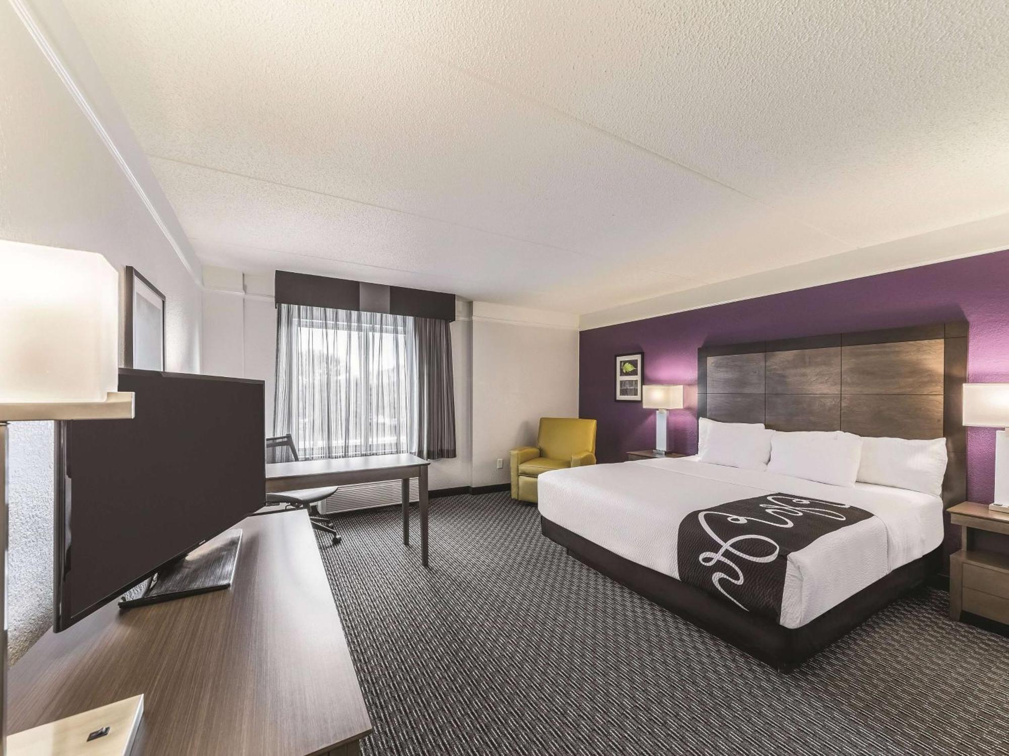 La Quinta By Wyndham Airport 3*
