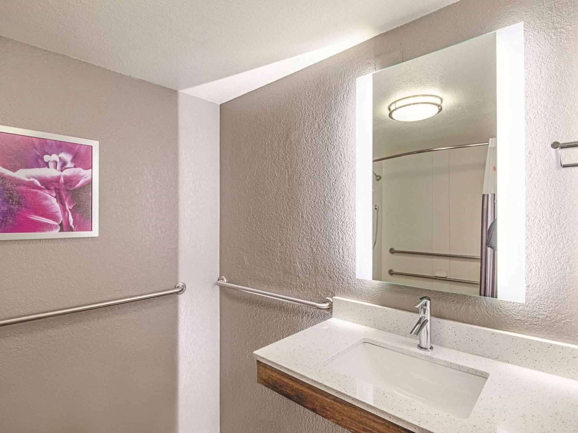 La Quinta By Wyndham Airport