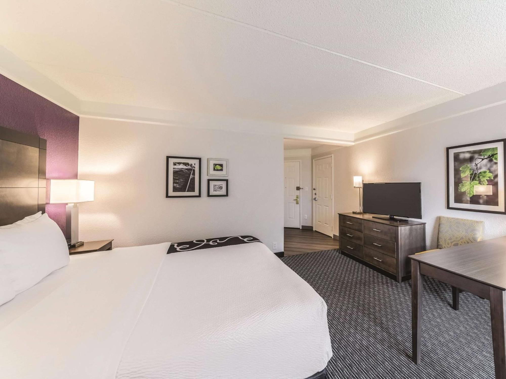 La Quinta By Wyndham Airport Austin