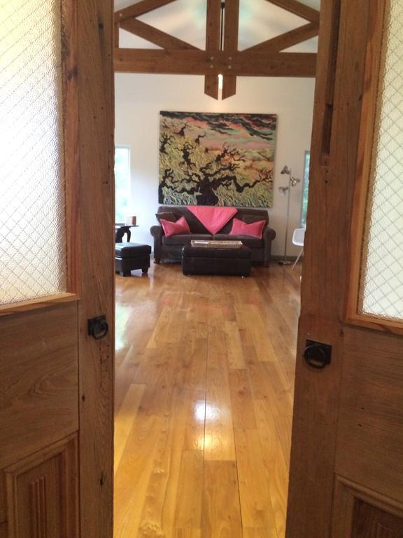 The Rivery Retreat, Choose From Luxury Or In Hill Country