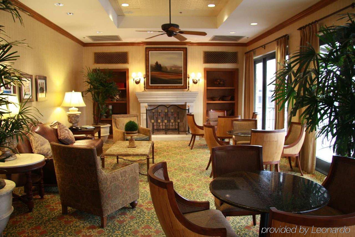 Hampton & Austin-downtown/convention Center Hotel Austin