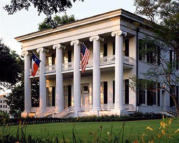 Extended America - - Downtown - Town Hotel 2*