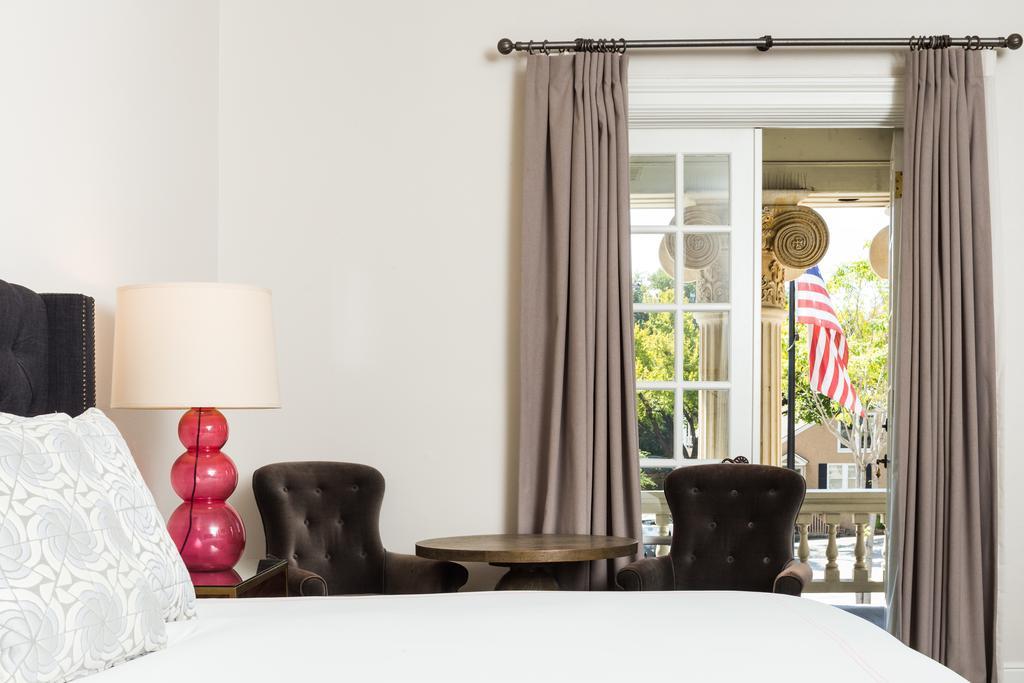 Ella Hotel