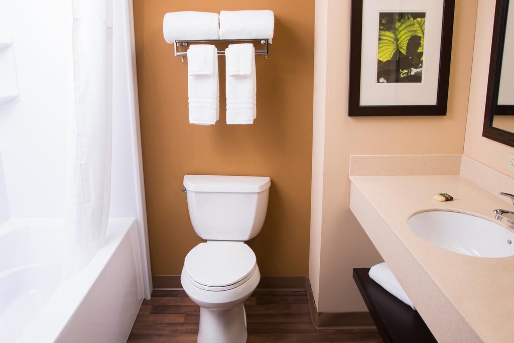 Extended America - - Arboretum - South Hotel Austin