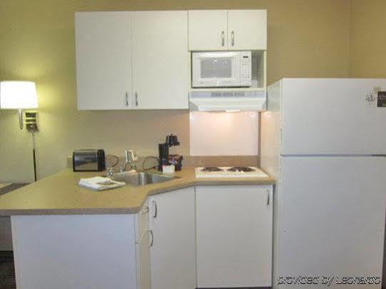 Hotel Extended America - - Southwest Austin