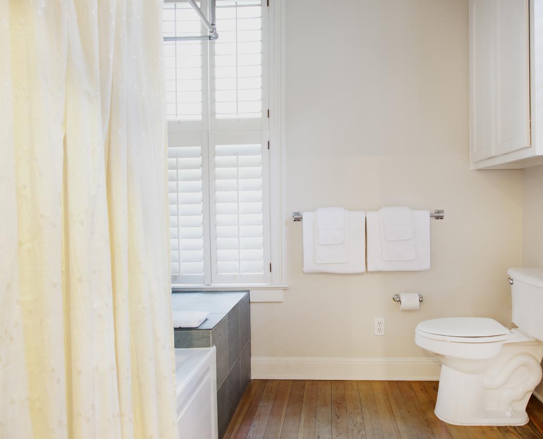 Adams House Bed & Breakfast Bed & Breakfast 4*