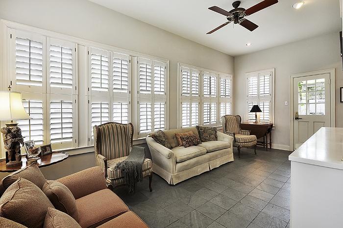 Adams House Bed & Breakfast 4*