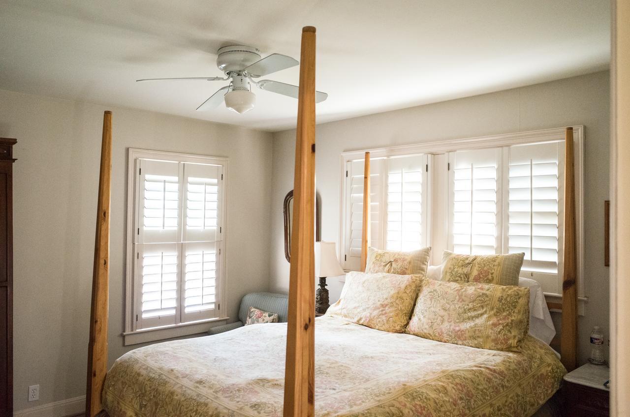 Bed & Breakfast Adams House Bed & Breakfast 4*