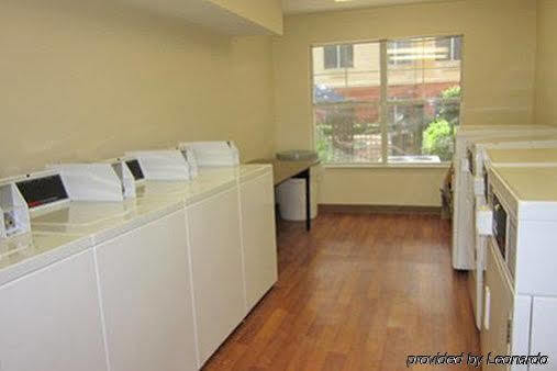 Extended America Select - - Northwest - Research Park Hotel