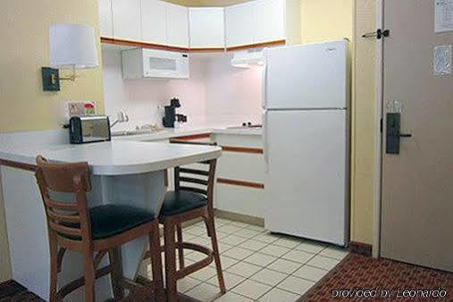 Extended America - - Downtown - Town Hotel