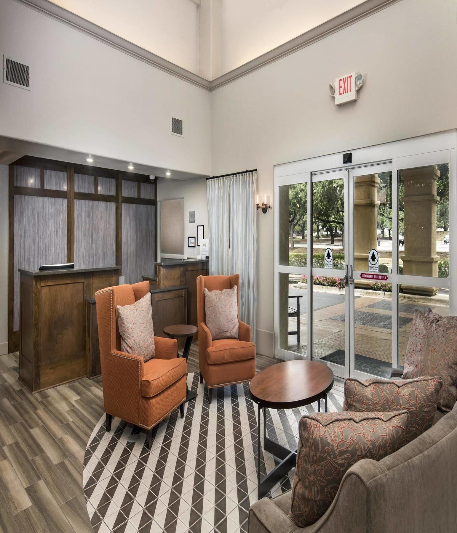 Hotel Homewood By Hilton South