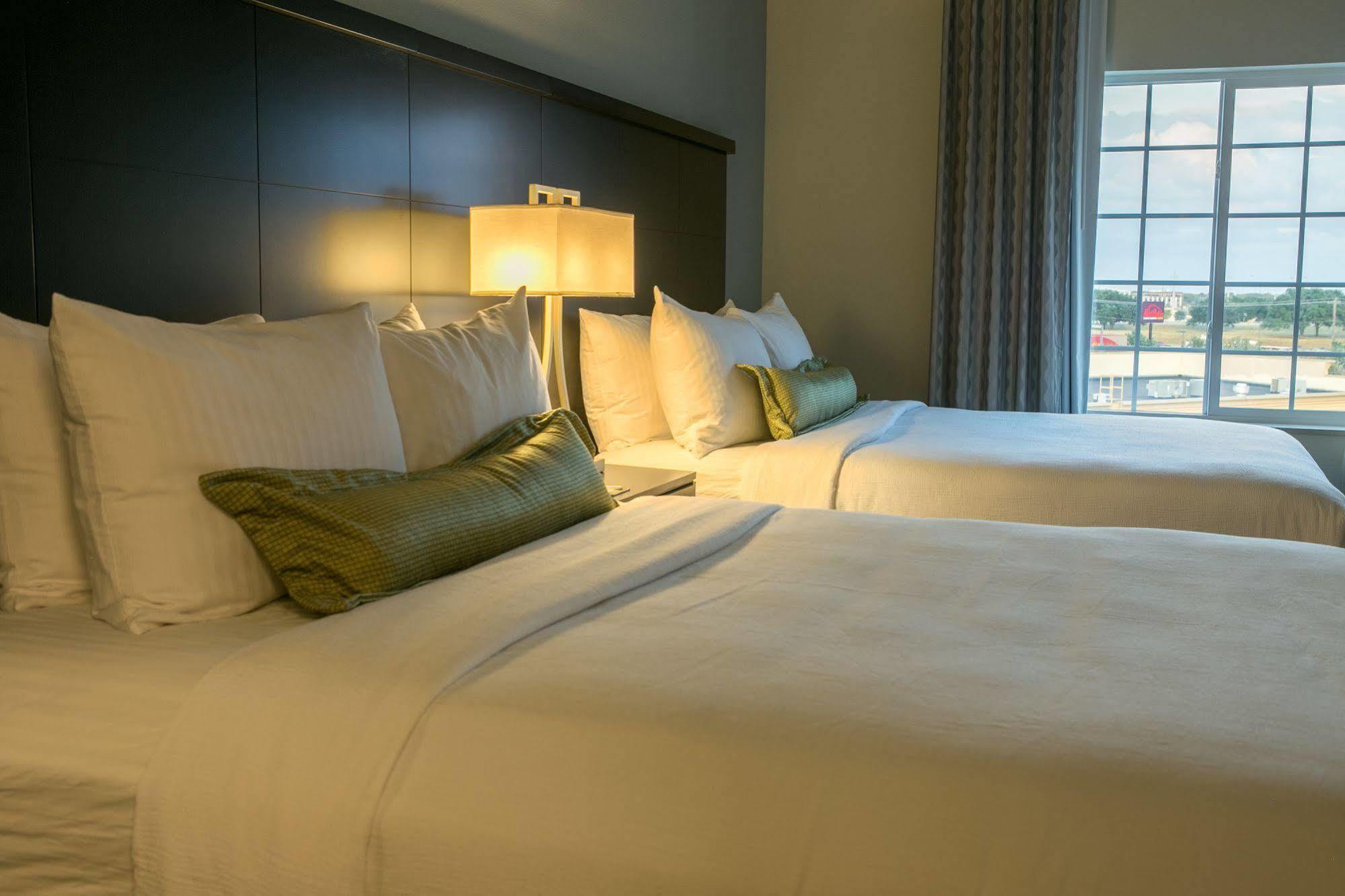Staybridge North - Parmer Lane By Ihg Hotel 3*