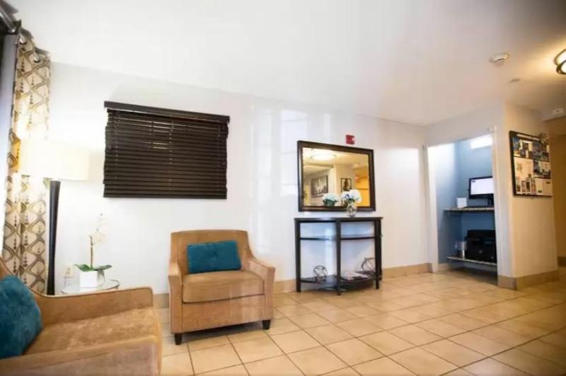 Hotel Sonesta Simply South