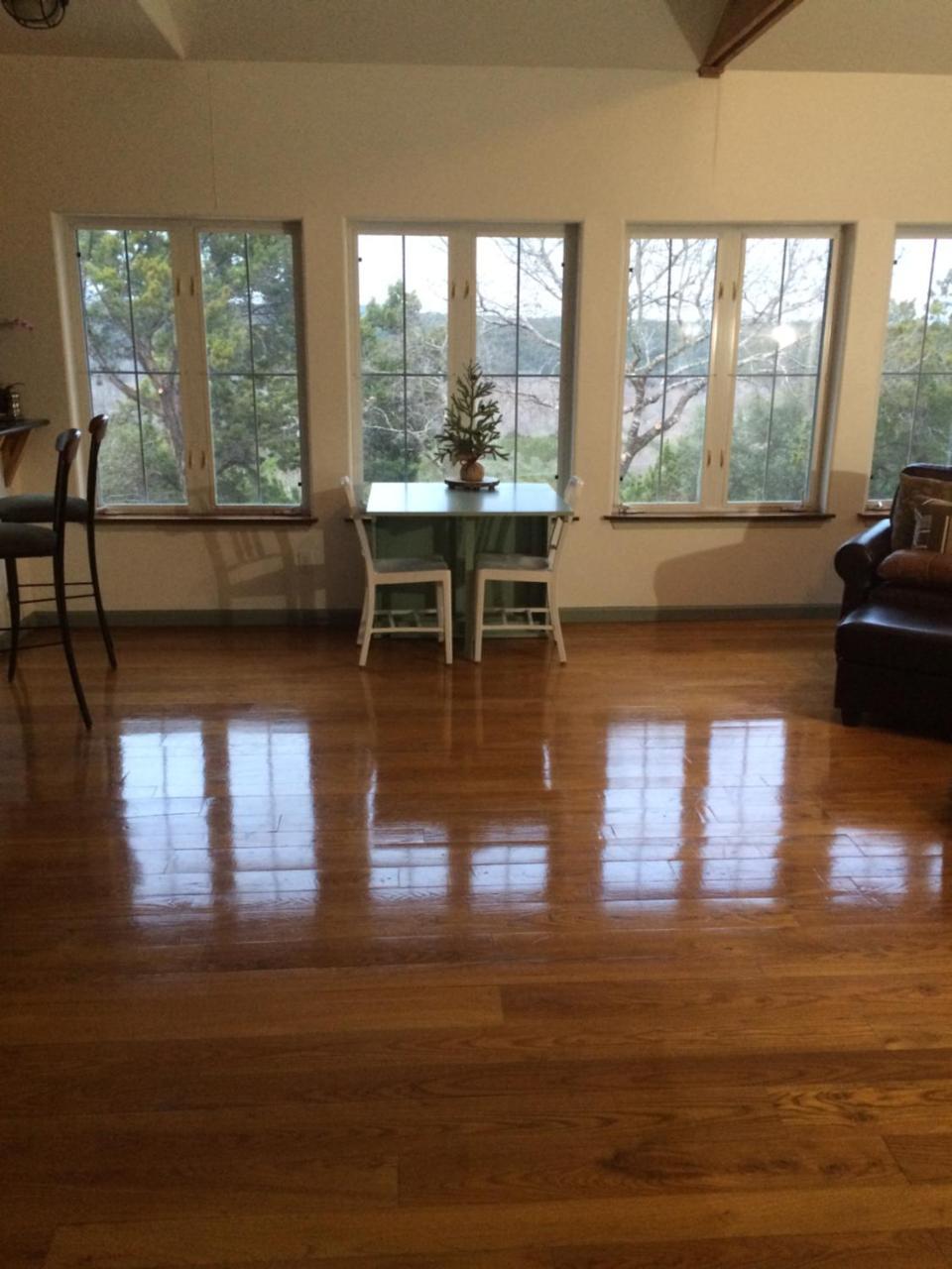 Bed & Breakfast The Rivery Retreat, Choose From Luxury Or In Hill Country