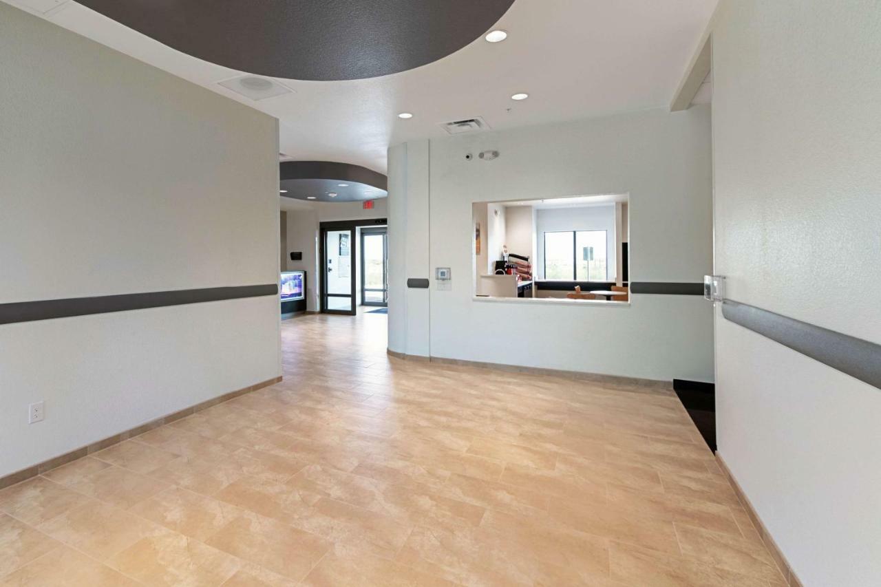 6 Airport Hotel Austin
