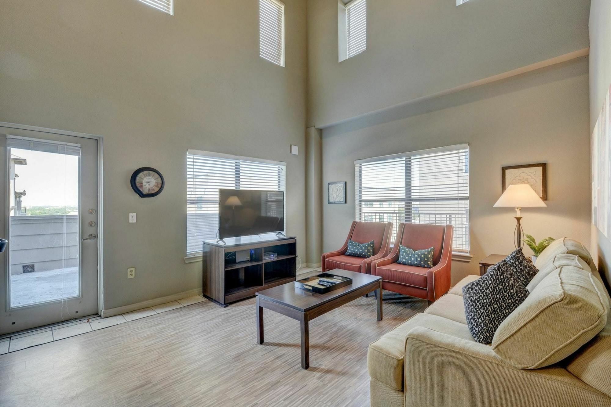 2515 Pearl 3br 4br Apartment Austin
