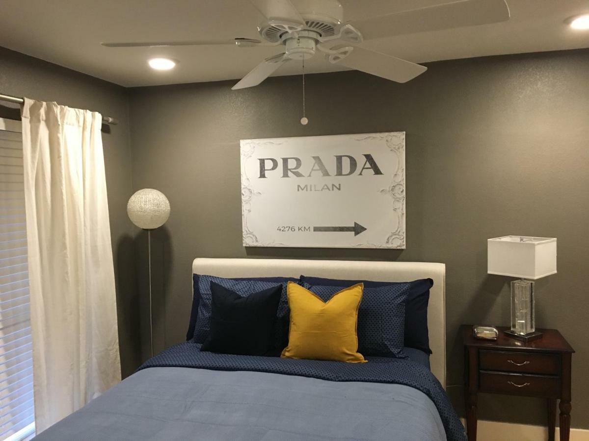 Apartment Verandas At Uptown Austin