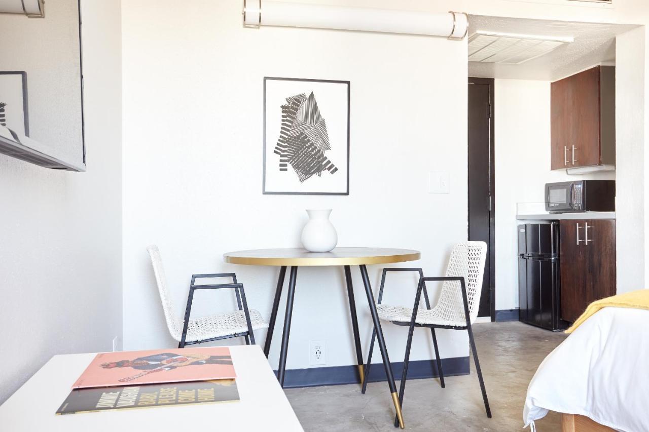 Aparthotel Sonder — Dobie Center